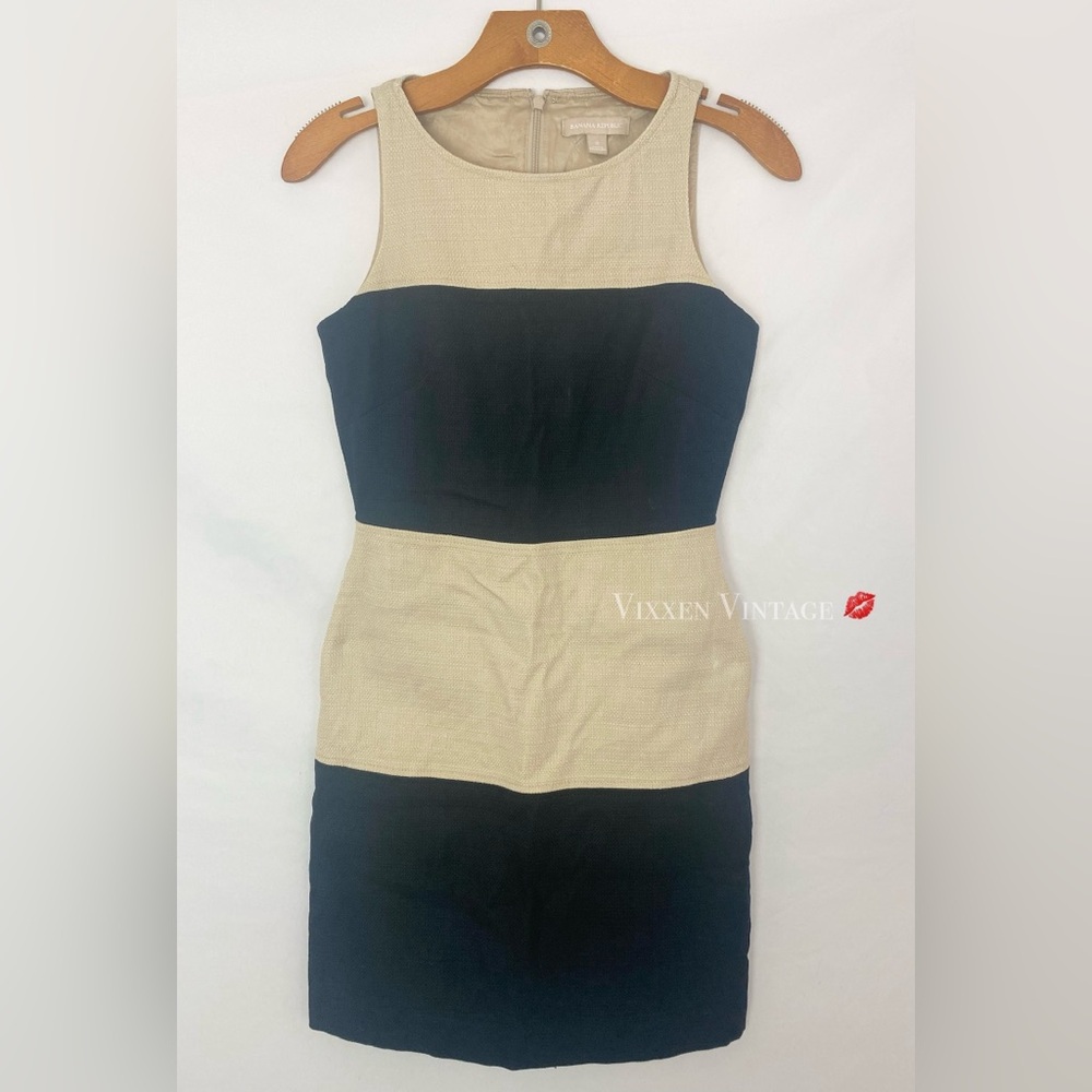 BANANA REPUBLIC 'WOVEN SLEEVELESS COLORBLOCK DRESS' IN BLACK COMBO - Picture 2 of 5